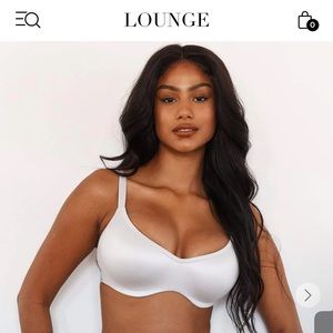 Lounge sleek mindful bra & thongs/briefs set